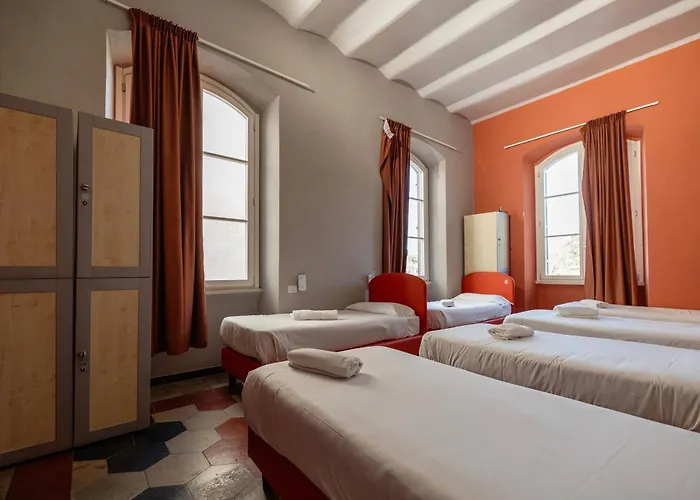 Borgo Ripa Urban Travel Hostel *