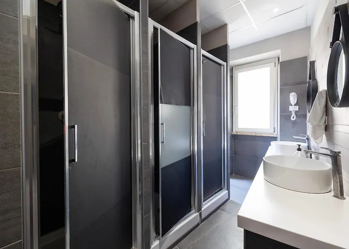 Borgo Ripa Urban Travel Hostal *