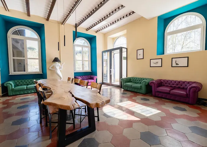Borgo Ripa Urban Travel Hostal