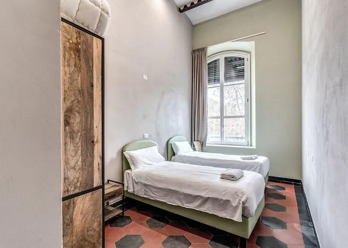Hostal Borgo Ripa Urban Travel *