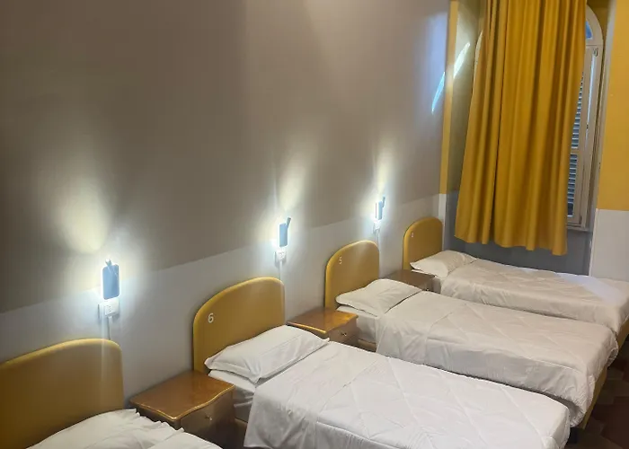 Borgo Ripa Urban Travel Hostel *